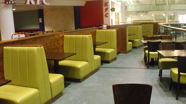 Cafe Cova - Straight Booths